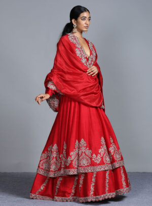 Pretty as ever in a Jayanti Reddy Lehenga! @pratyusha #JayantiReddyLabel # JayantiReddy | Half saree lehenga, Half saree designs, Indian designer wear