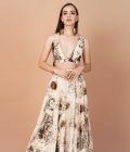 Blouse, skirt and dupatta set. - Image 3