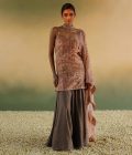 Nanda : Dainty and delightful (Peach)