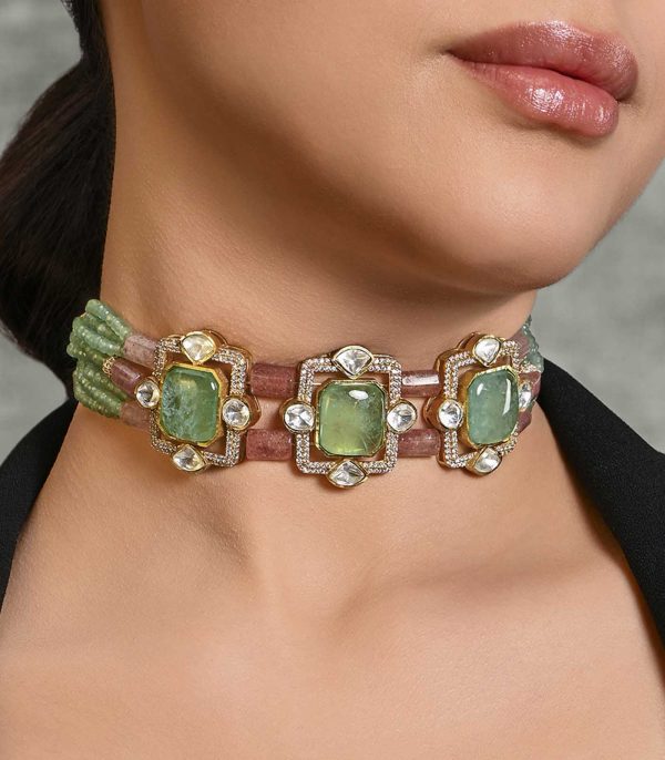 Jazzy Choker With Earrings - Image 2