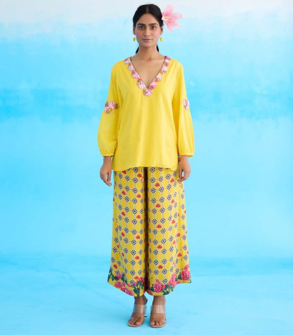 Yellow fabric ribbion kurta set