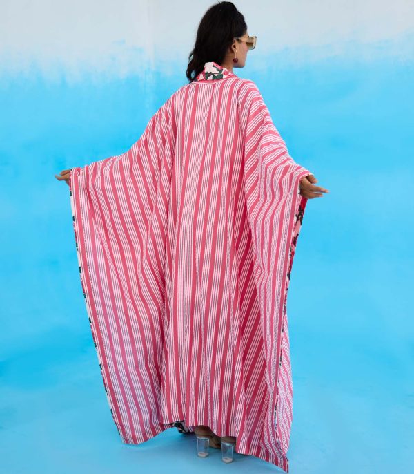 Pink stripes overgarment - Image 2