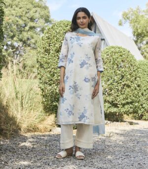 Pearl Applique embroidered kurta set