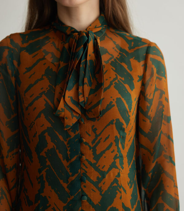 RUST AND GREEN CHEVRON PRINT MIDI DRESS - Image 4