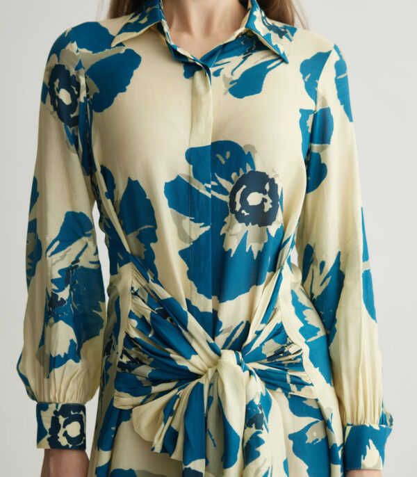 WHITE & BLUE FLORAL WRAP SHIRT DRESS - Image 4