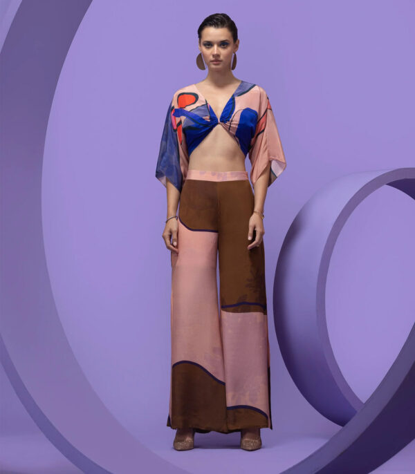 BOXY CROP TOP WITH SLITTED PANTS
