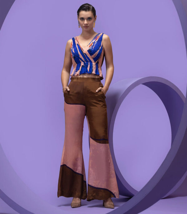 RUCHED DETAILED CROP TOP WITH WIDE LEGGED PANTS