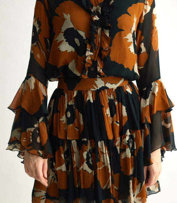 BLACK AND RUST FLORAL SHORT SKIRT - Image 3