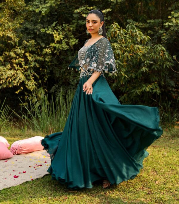 AASHVI CROP BLOUSE WITH SKIRT - Image 4