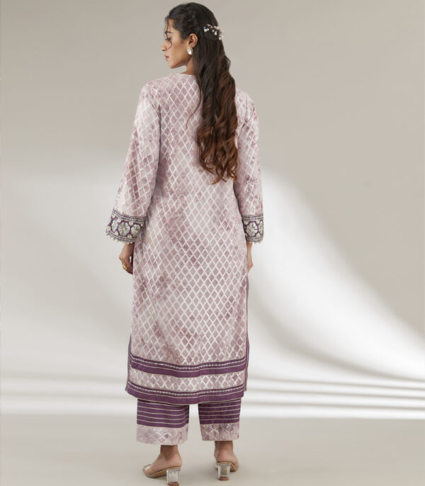 SUIT - Image 2