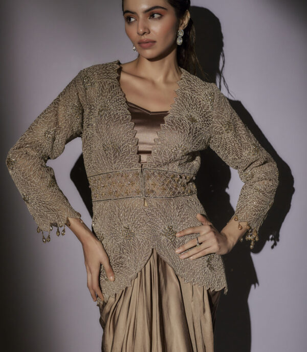 NIA CAPE SET - Image 4