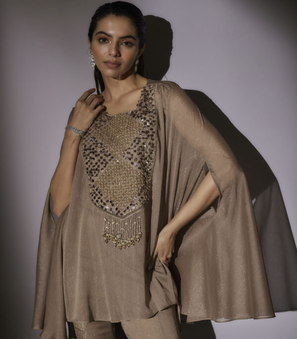 BELLA CAPE SET - Image 4