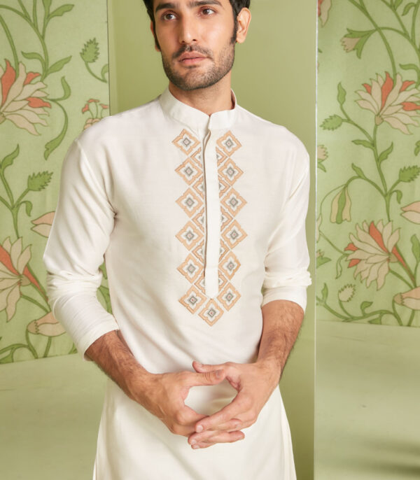 Ivory Applique Embroidery Bundi Kurta Set - Image 2