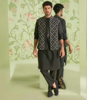Black Kurta Bundi Set