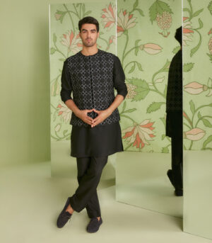 Black Without Collar Bundi Kurta Set