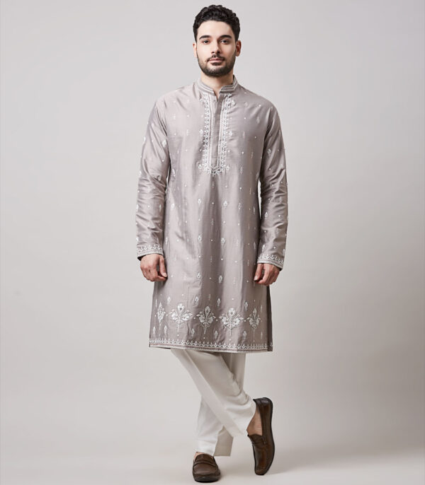 GREY MUGHAL BUTTI EMBROIDERED KURTA SET