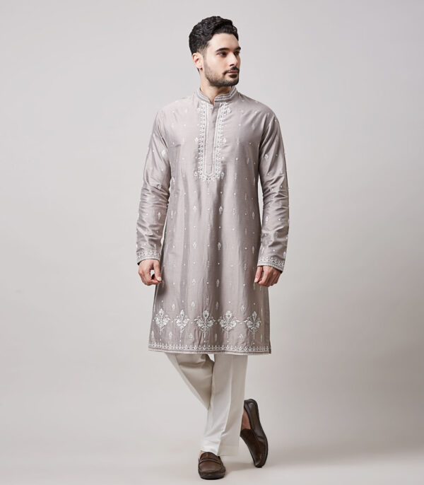 GREY MUGHAL BUTTI EMBROIDERED KURTA SET - Image 3