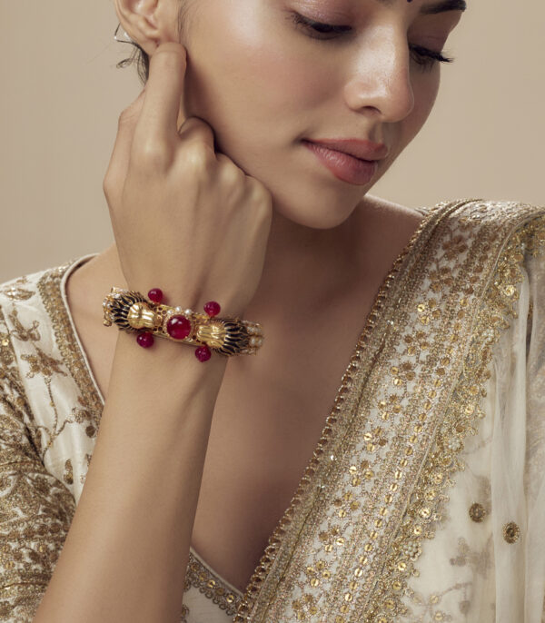 Gold Plated Red Womens Kundan, Polki Kadas
