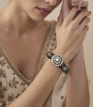 Silver Plated Black Womens Zircon Kadas