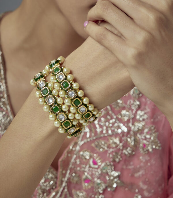 Green Kundan, Polki Womens Pair of bangles - Image 2