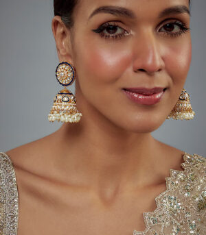Black Kundan, Polki Womens Pair of Jhumkas Earrings