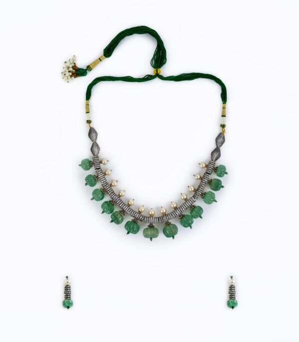 Green Womens Kundan, Polki Short Necklace Set with Pair of Earrings - Image 2