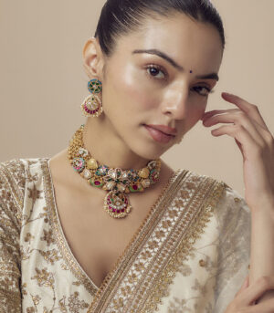 Polki Short Necklace Set with Pair of Earrings