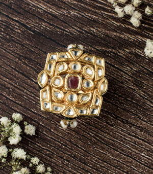 Maroon Womens Kundan, Polki Ring