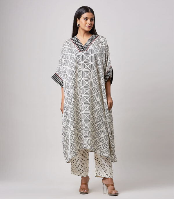 GEOMETRICAL SQUARE KAFTAN SET