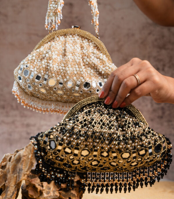 Aynali Clutch Black - Image 2