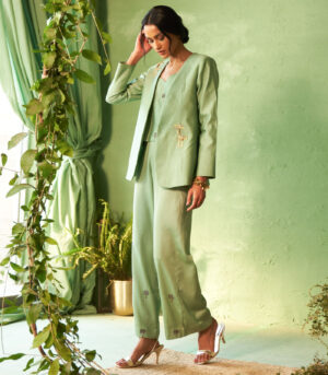 Full-sleeve Chanderi jacket set