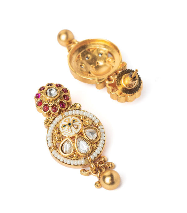 Gold Plated Multicolored Short Necklace Set with Pair of Earrings - Image 4