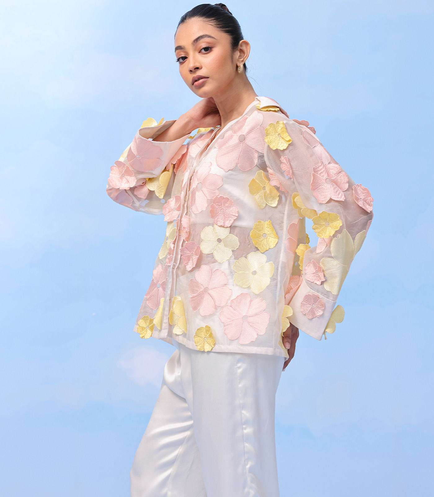 THREE - TONE BLOOM - Image 4