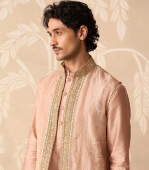 Zaroon Kurta Bandi Set