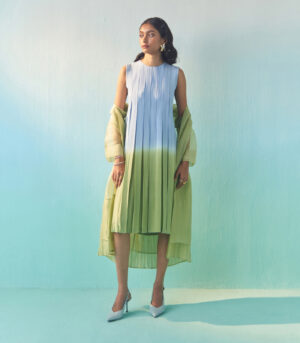 Sky & grass pleated dress