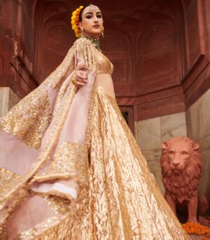 Padmasvarṇa Lampi Lehenga