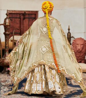 Chand Aayna Lehenga