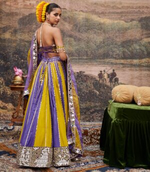 Hari Varn Lehenga