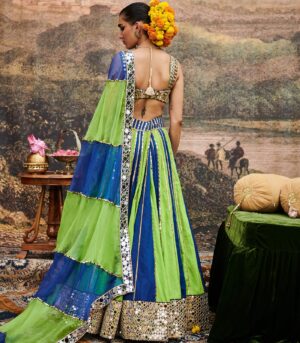 Hari Neel Lehenga