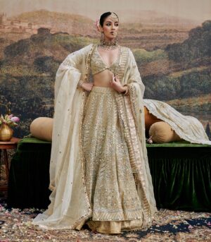 Shvet Afsana Lehenga with Single Dupatta