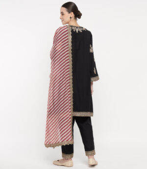 NOOR E SUMMER KURTA SET