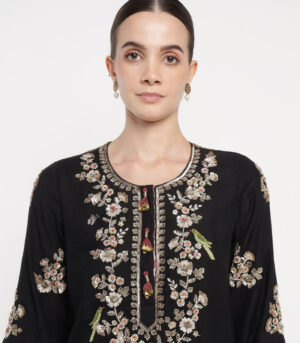 NOOR E SUMMER KURTA SET