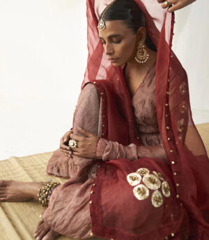 Surkh laal Angrakha set