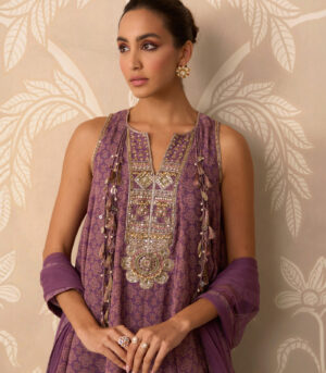 Roohana Kurti Garara Set