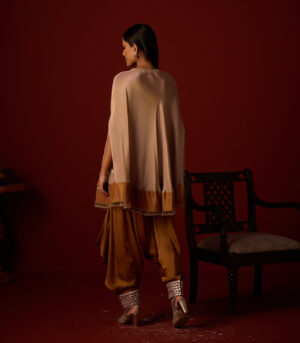 Tissue Mirror Work Round Cape