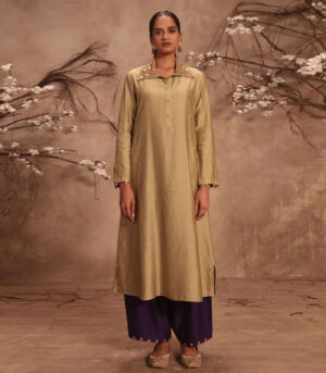 Nazakat Light Green Collar Kurta Set