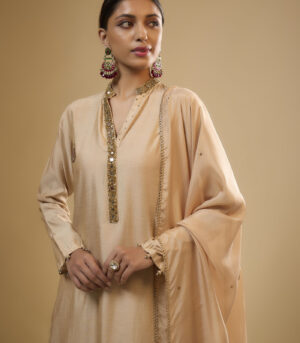 Nazakat Ivory Applique Kurta Set