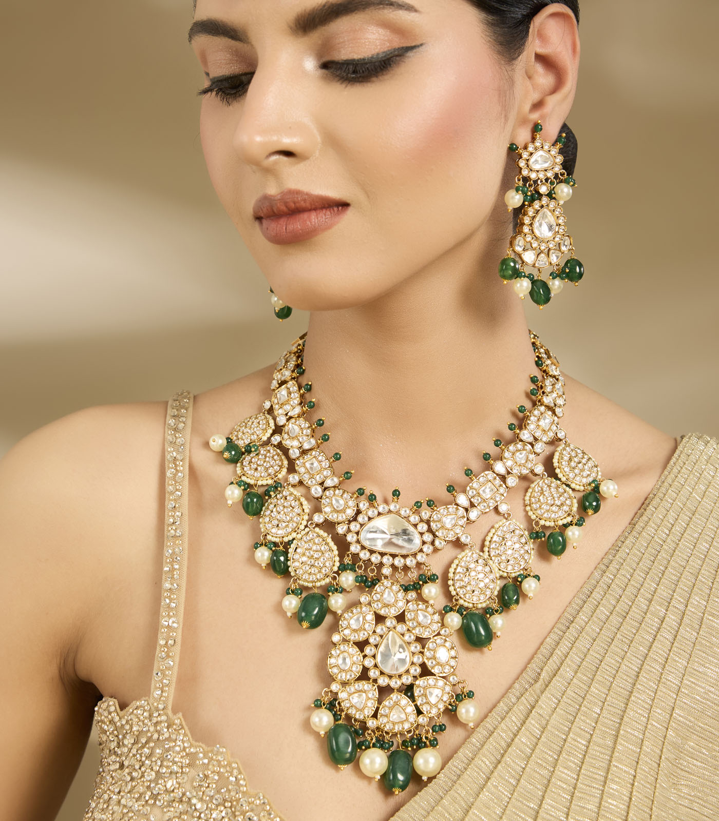 Elegant Kundan & Green Bead Bridal Necklace Set