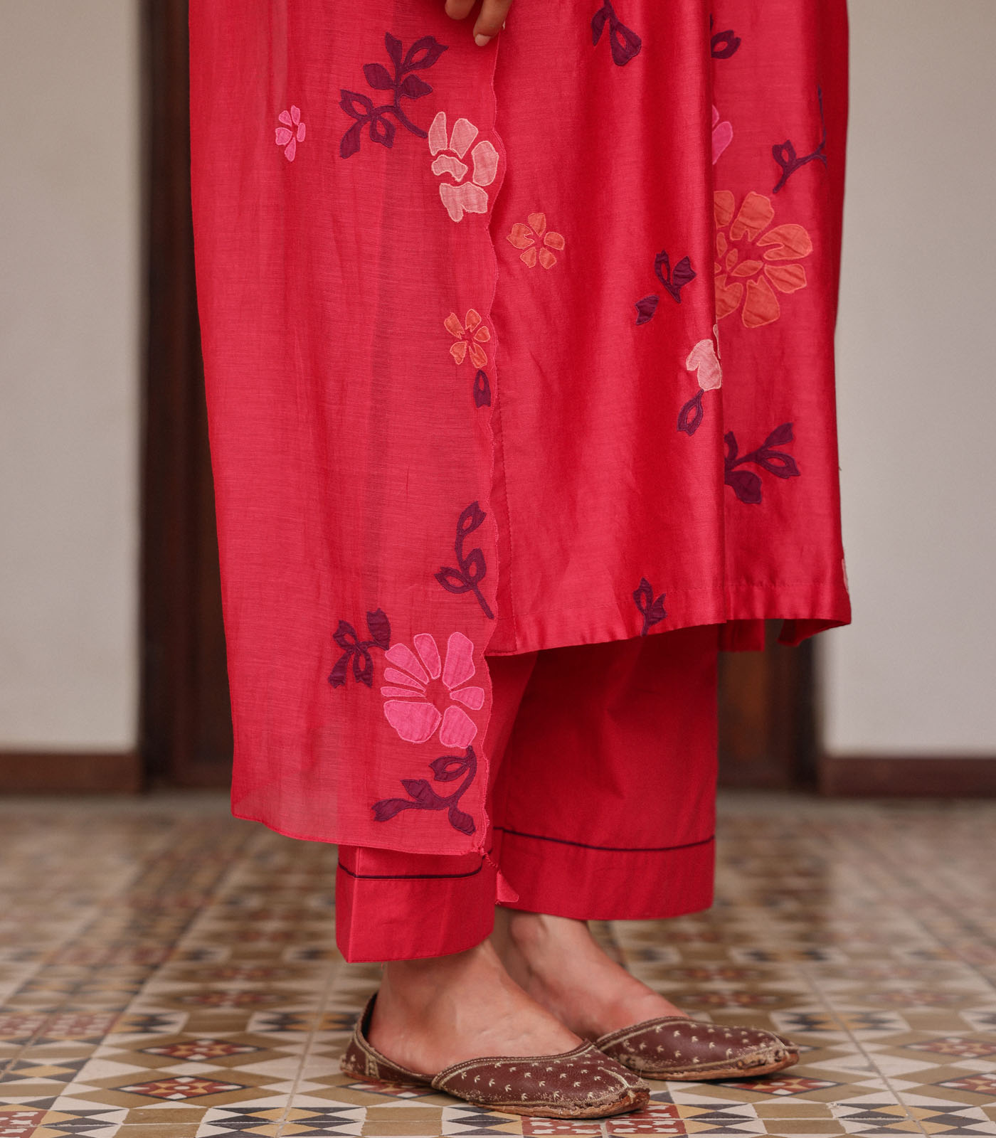 Rosewood Applique Kurta Set - Image 3
