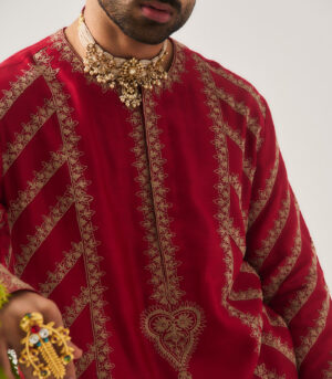 Chanderi Handloom Short Kurta paired with Flare Pants